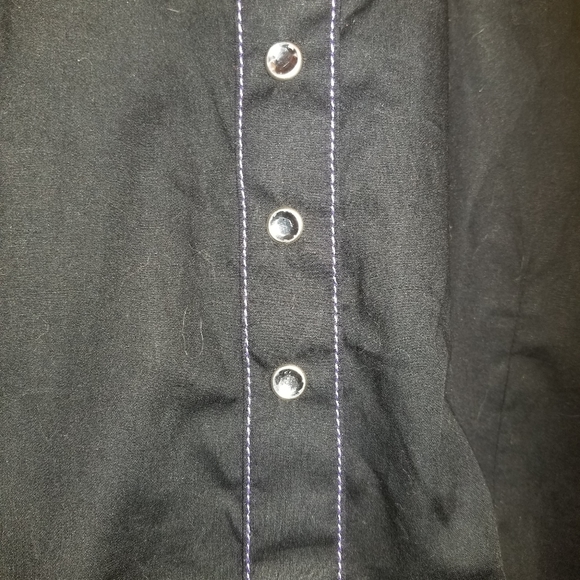 Wrangler button down - Picture 5 of 5